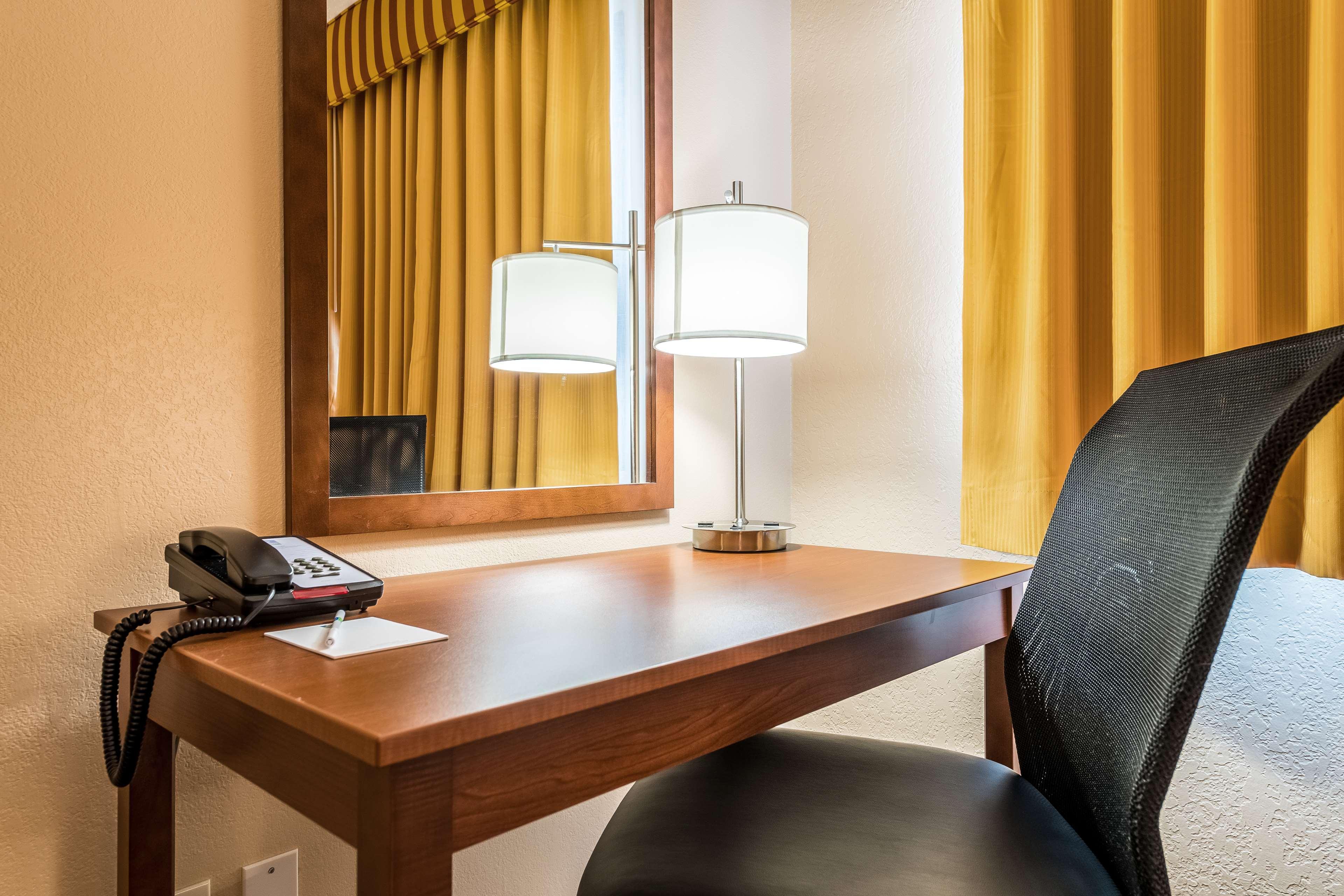 Best Western La Posada Motel Fillmore Экстерьер фото