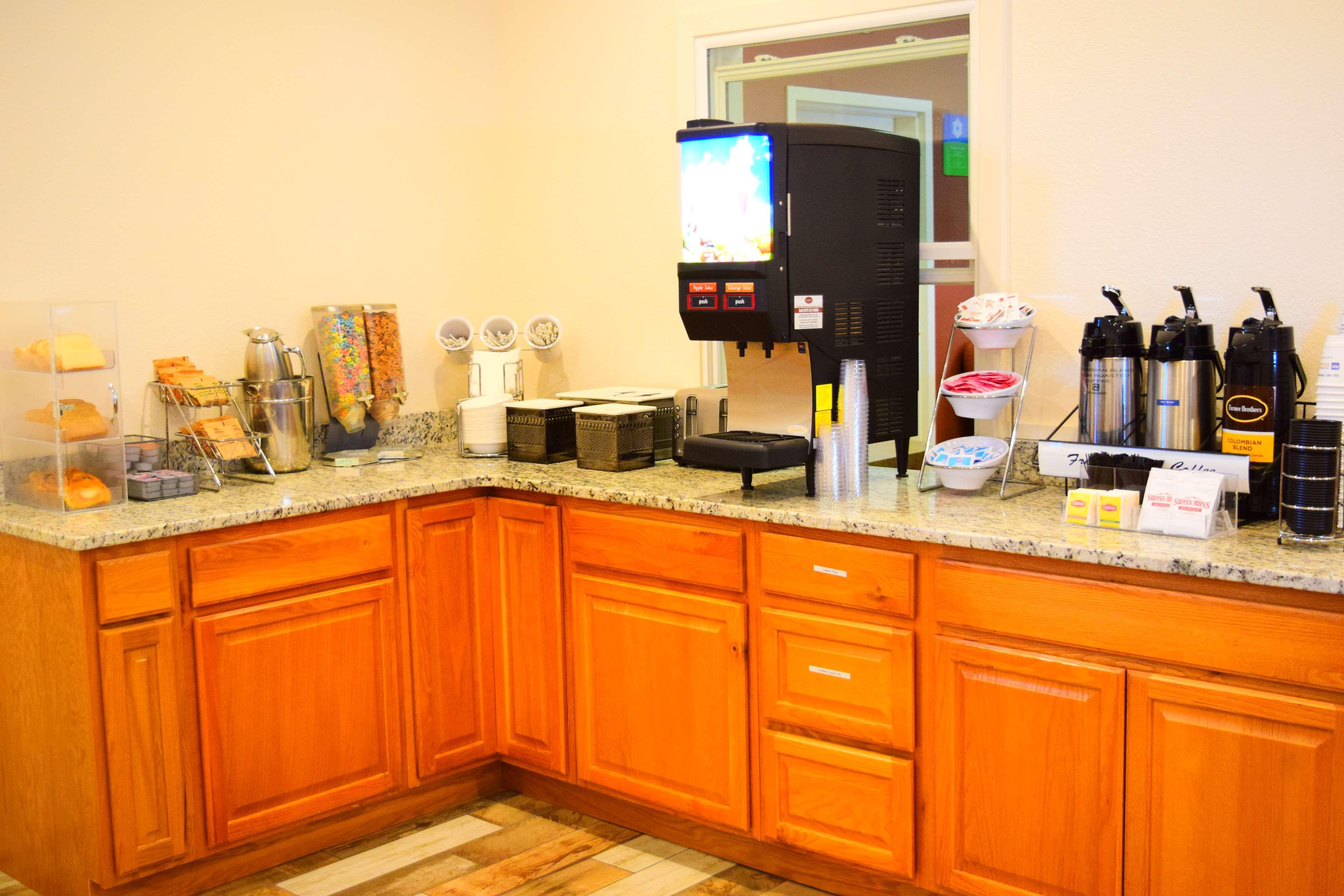Best Western La Posada Motel Fillmore Экстерьер фото